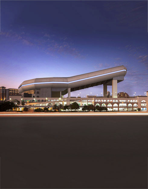 Mall of The Emirates Exterior